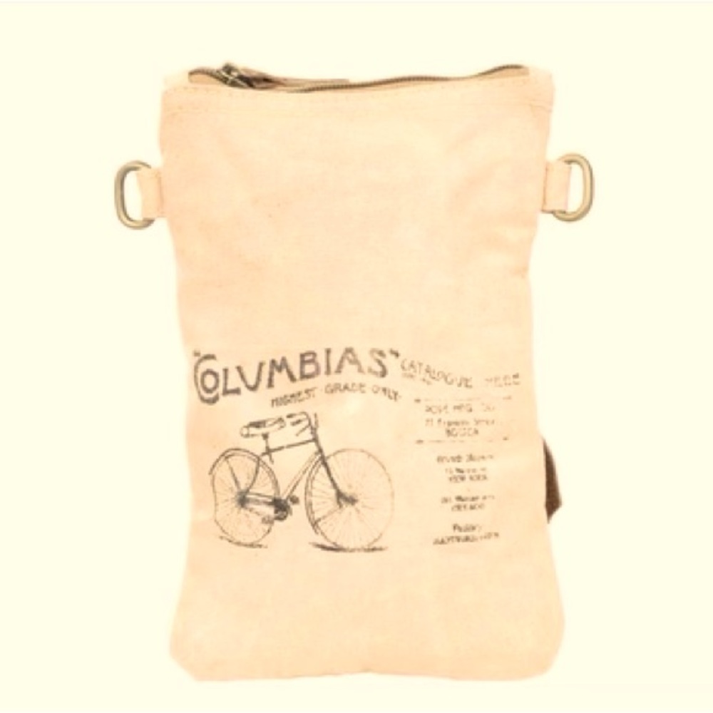 Canavas bag with adjustable strap . 9x5